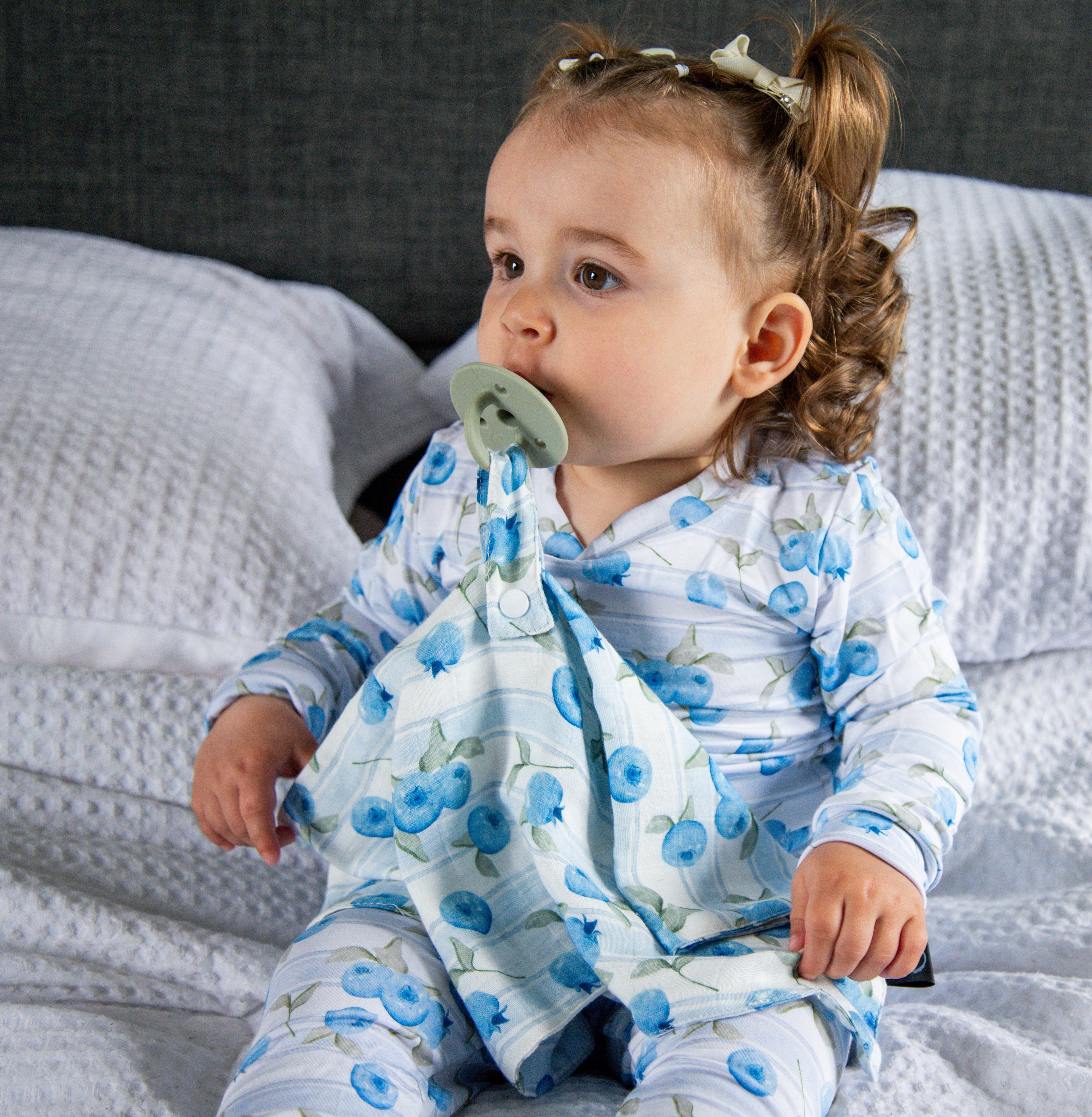 Attache-suce bleuets en mousseline de bambou