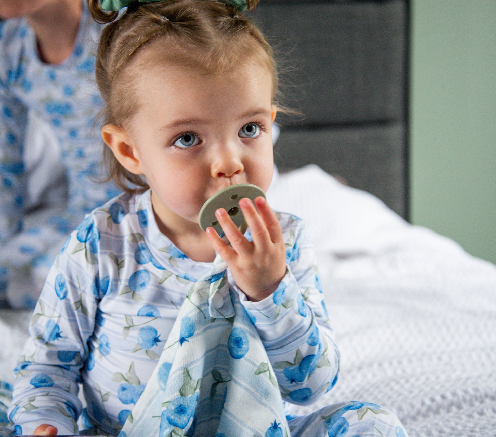 Attache-suce bleuets en mousseline de bambou