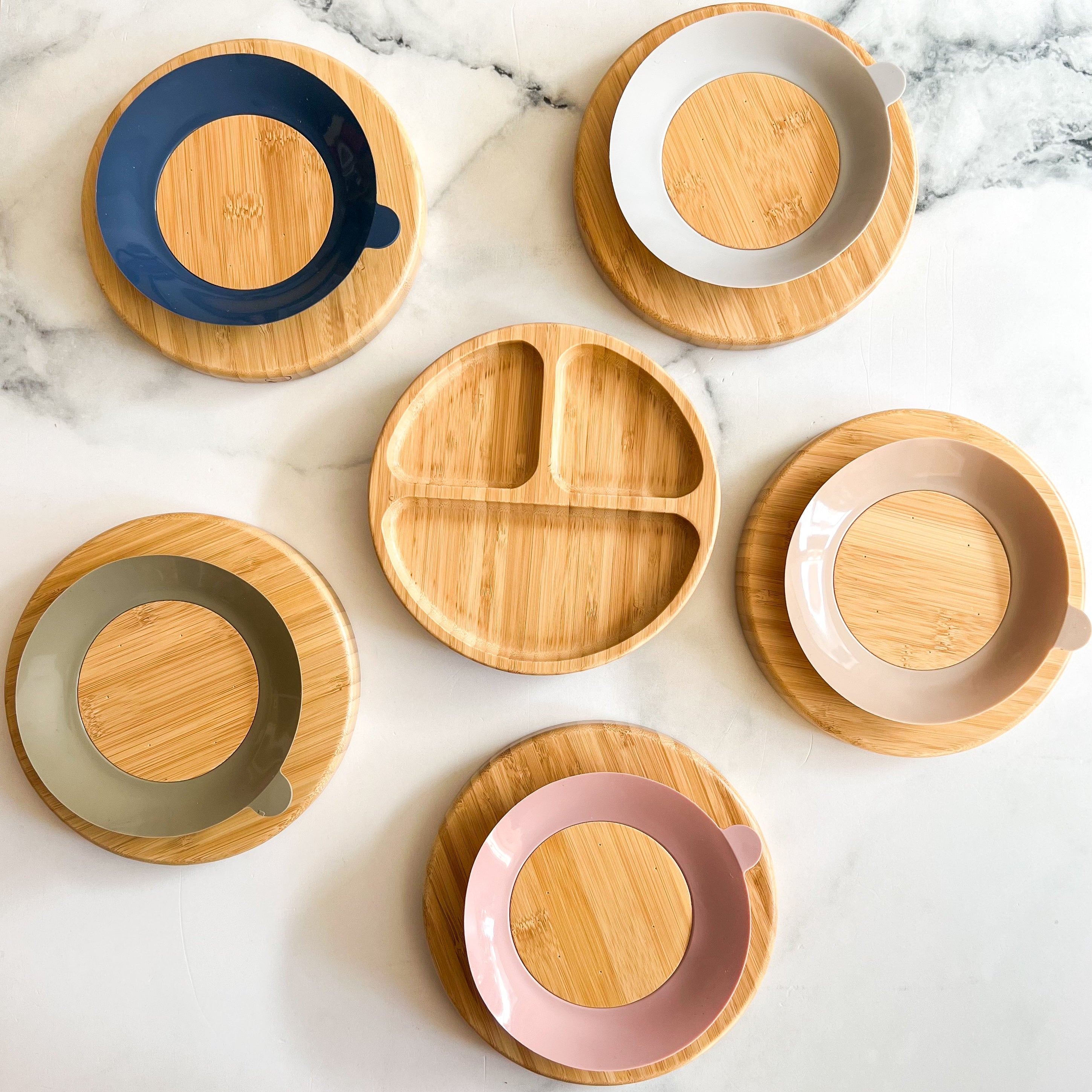 Assiette en bambou compartimentée à ventouse