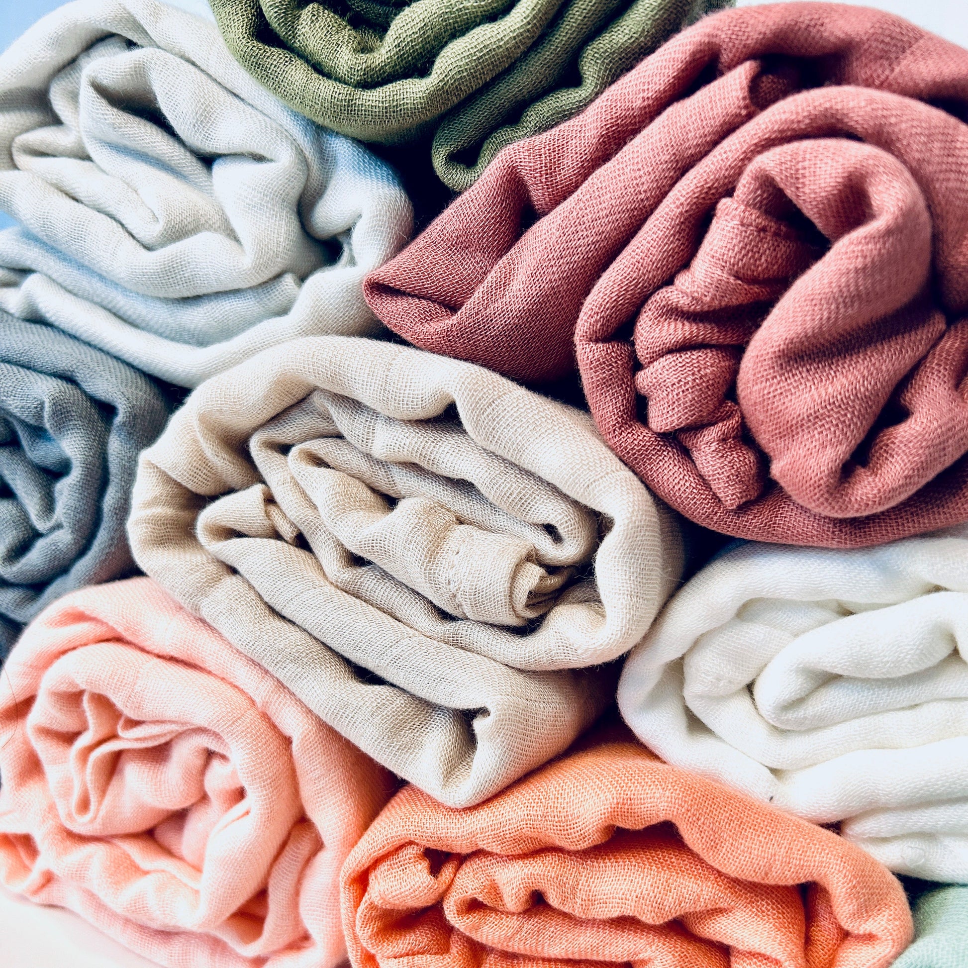 Mousseline en bambou pour bébé kaki
