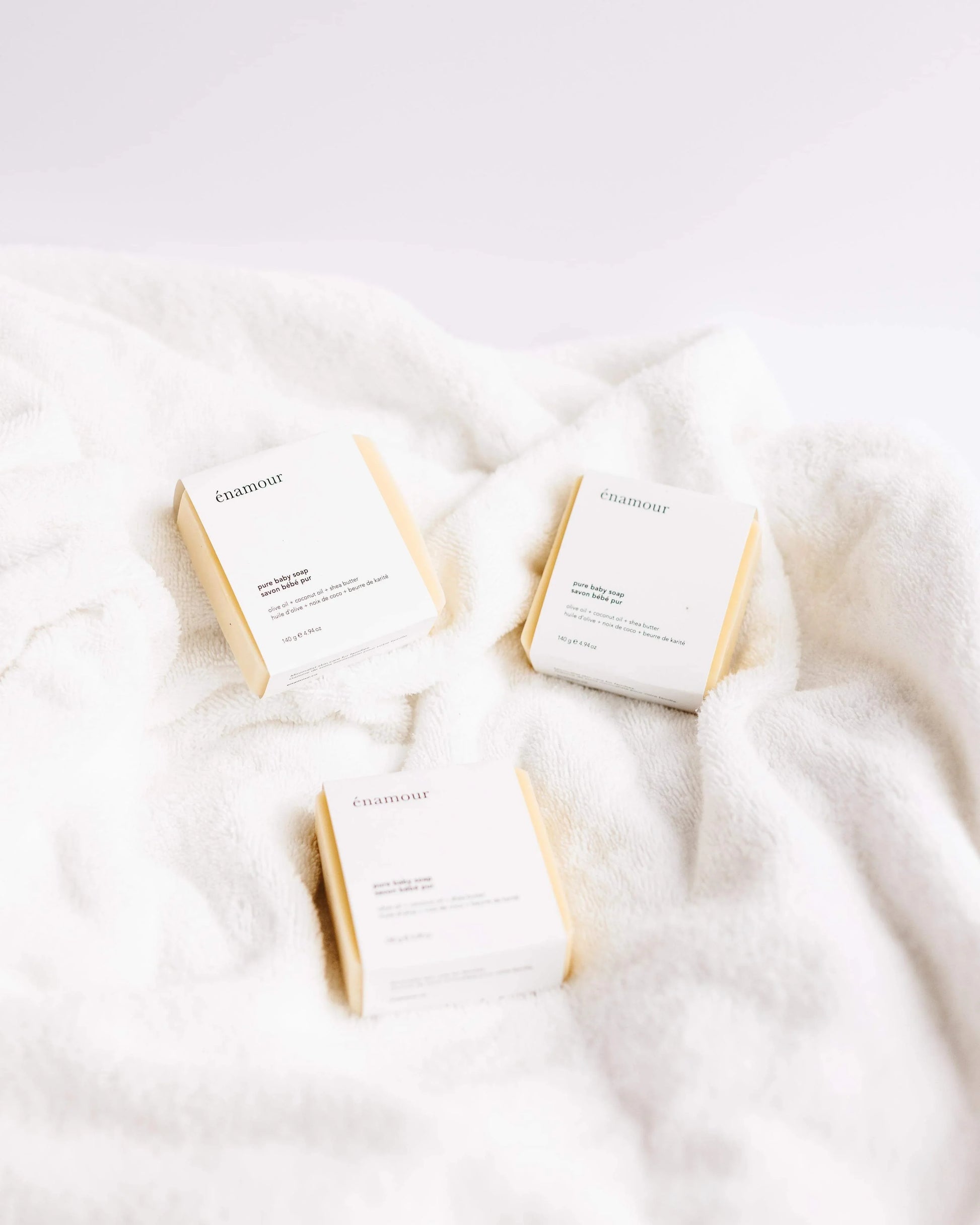 Savon et shampoing pur pour bébé - La Maison Camomille