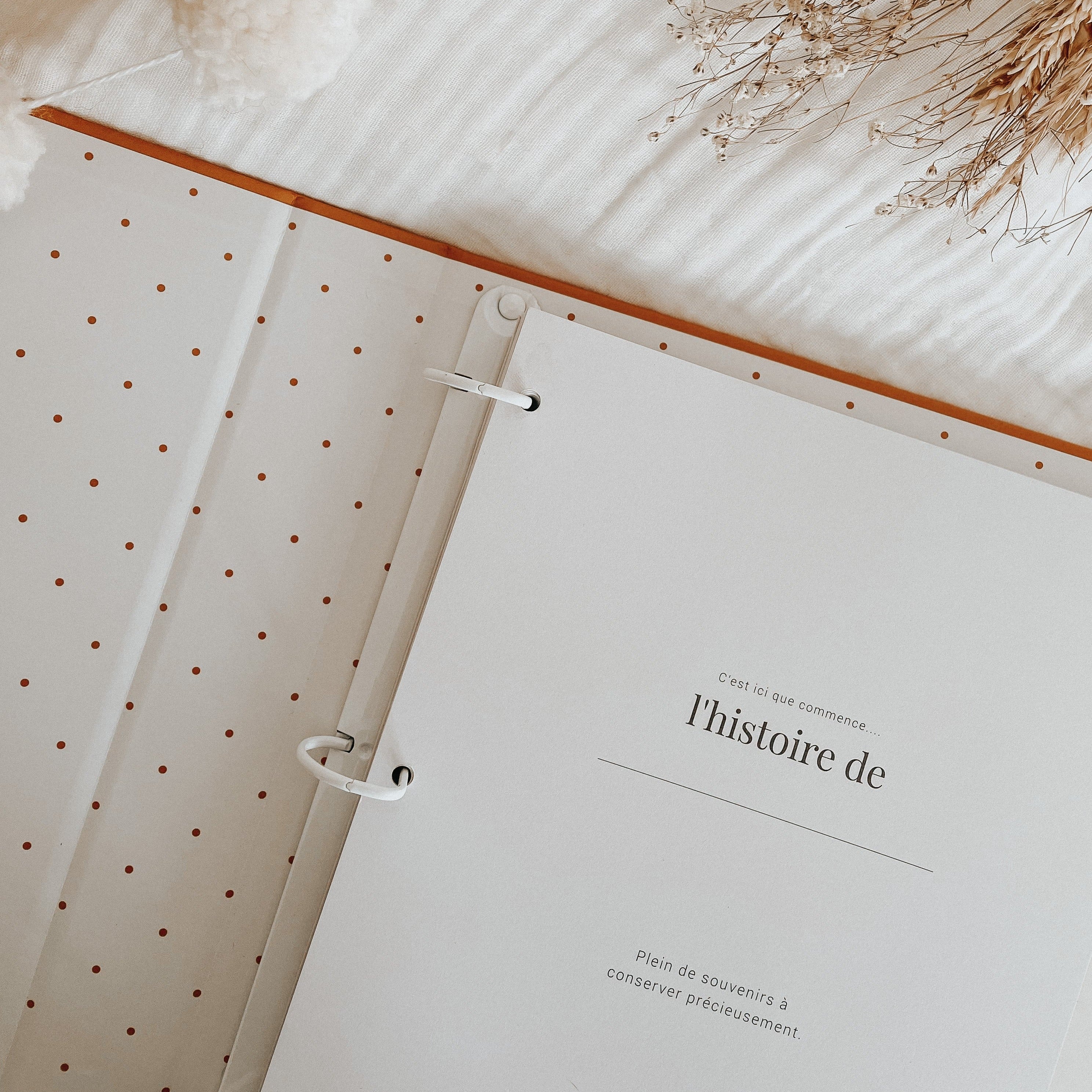 Livre de bébé - Ocre